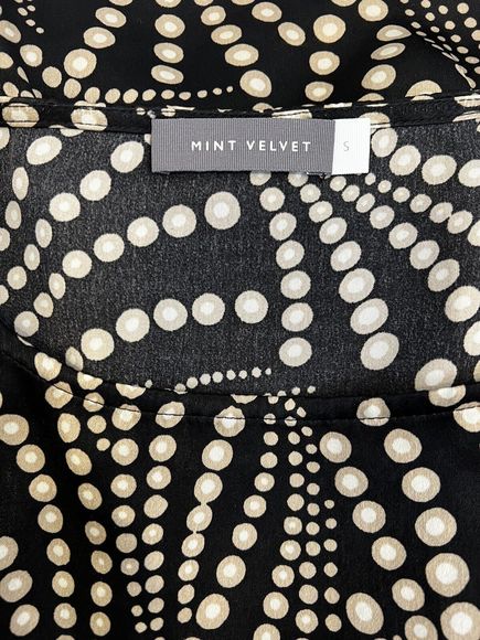 Mint Velvet ‘Nancy’ Black Satin Printed Top Size Small (UK 8-10) RRP £69 - Picture 6 of 8